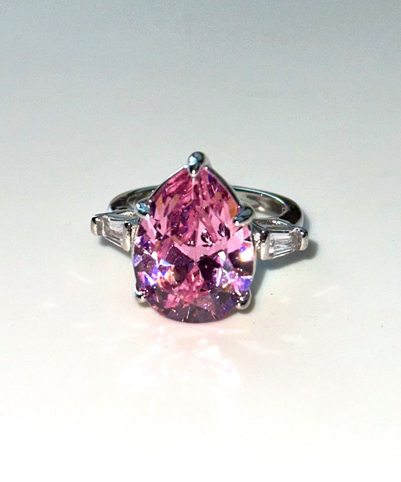 Adamdree(アダムドリー)の「Pink water drop Ring(Accessories)」