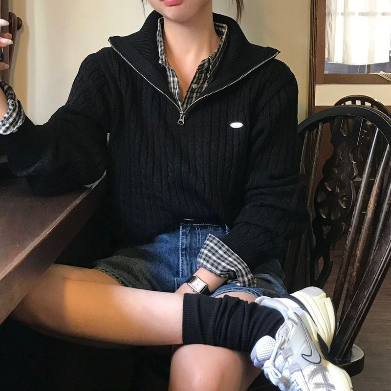 [BELLIDE MADE] CABLE HALF ZIP-UP KNIT WITH PENDANT