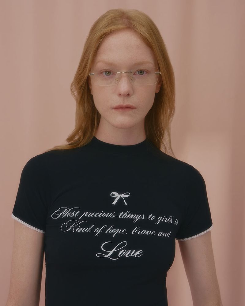 LOVE LACE CROP TSHIRT-BLACK