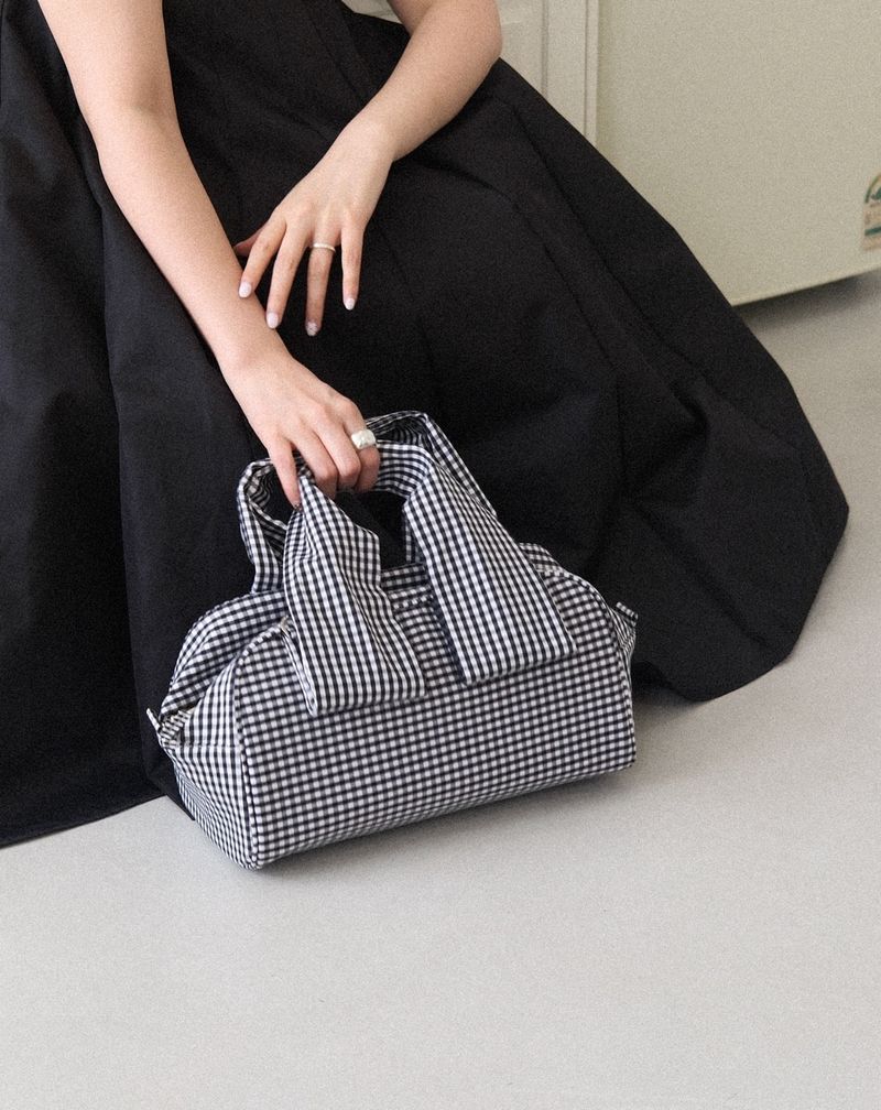 RABBIT BAG / CHECK