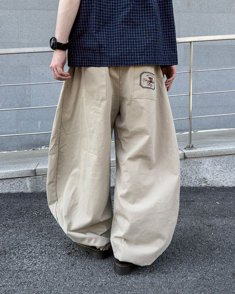 Trevil Patch Balloon Chino Pants