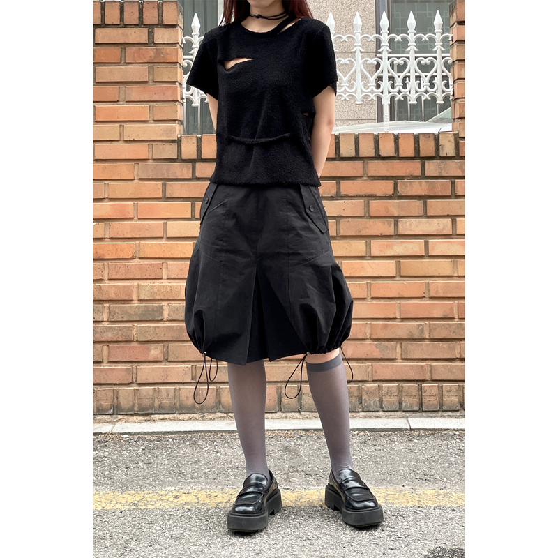 PUMPKIN STRING SKIRT : BLACK