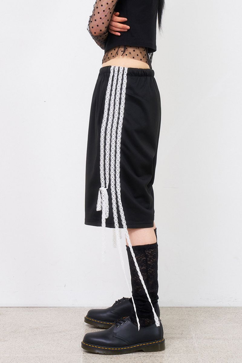Raucohouse(ラウコハウス)の「Four lace layered half track pants(Pants)」