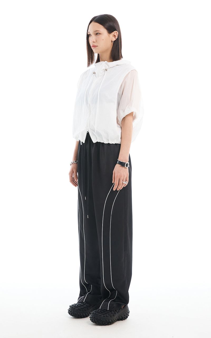 HALF ZIP-UP JUMPER_WHITE
