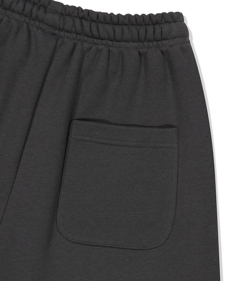 BERMUDA MAH APPLIQUE SWEATSHORT