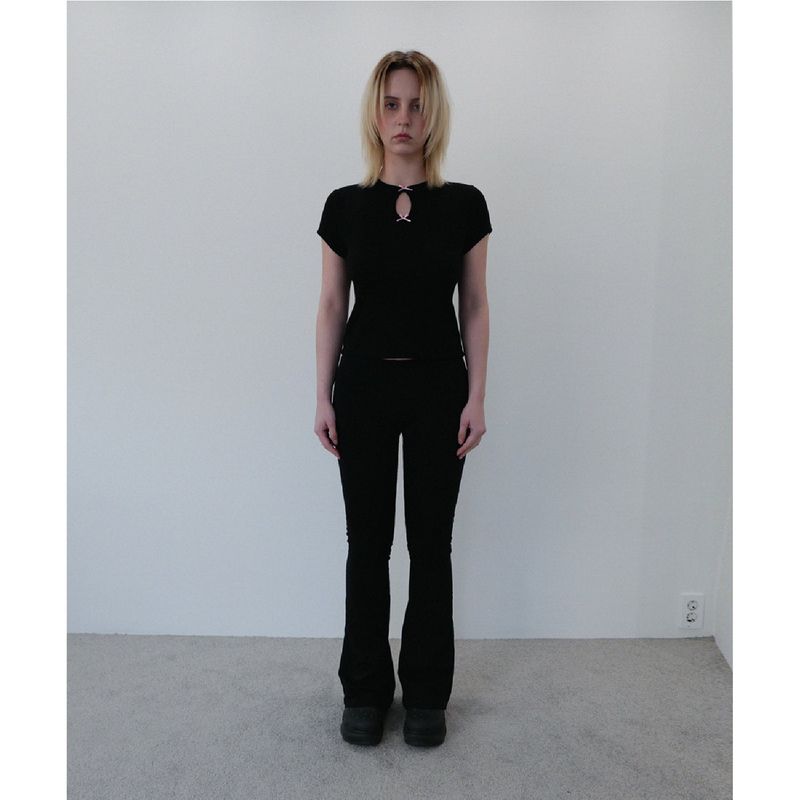 TWO RIBBON HALF SLEEVE TOP