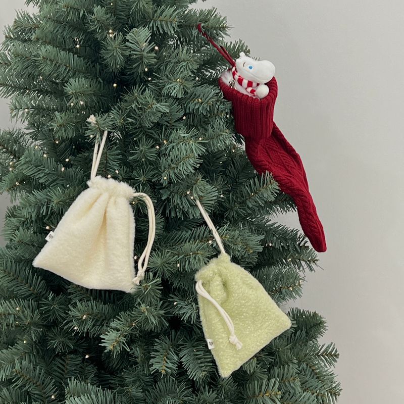 FLUFFY STRING POUCH (2 color)