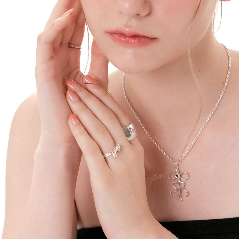 Silky Ribbon Ring