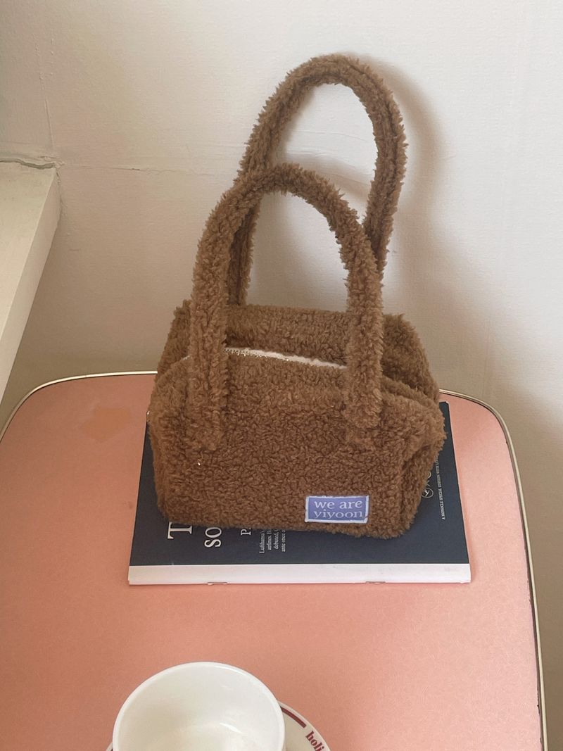 Handy pouch (furry caramel)