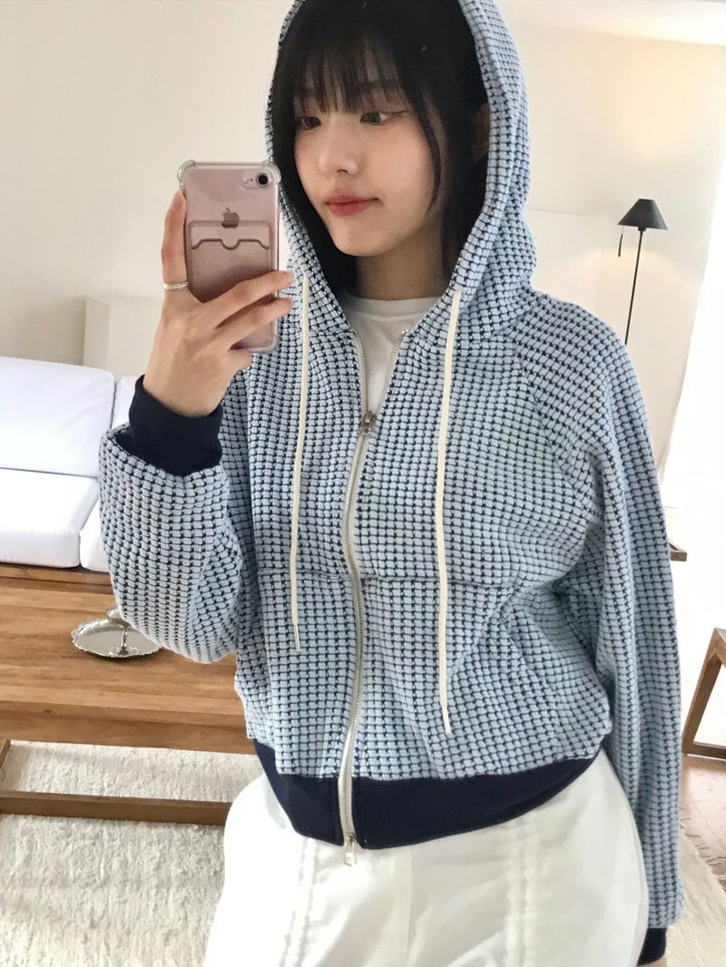 Univer zip-up