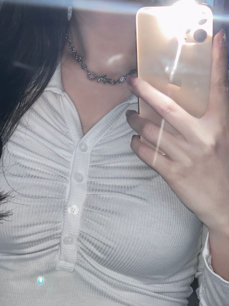 Twisted Ribbon Cubic Bold Choker Necklace
