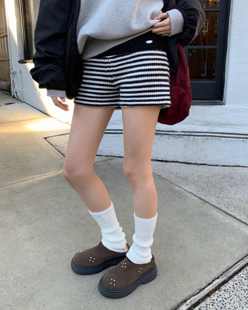 [ORIGINAL] Moerin Striped Knit Shorts Pants