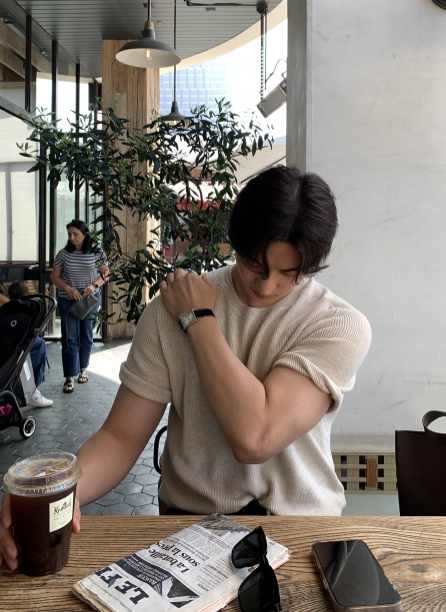 LOOKPLE（ルックプル）の「Look Logane Standard Hachi Round Short Sleeve Knit（Tops）」