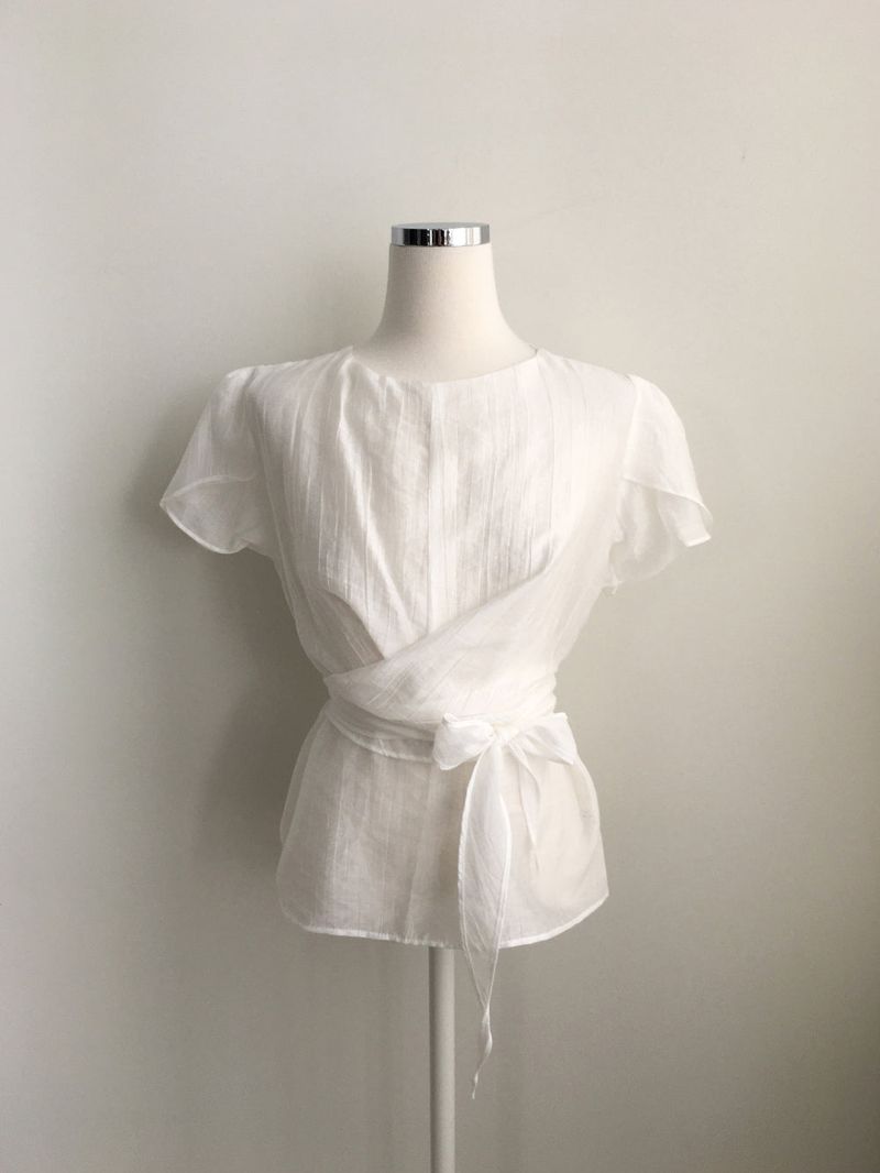 Saseon wrap blouse
