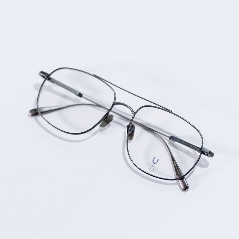 Knouun Square titanium glasses CODE. 102. G Black N Gray