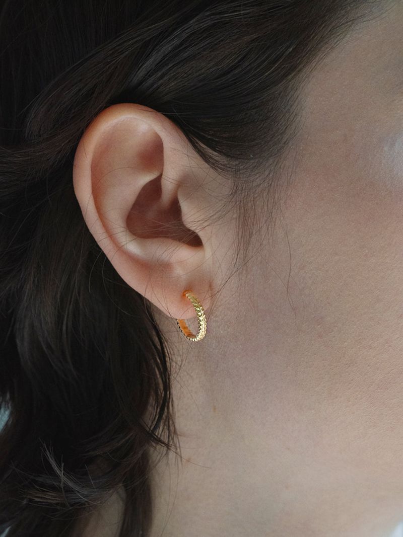 OVERGREY（オーバーグレイ）の「Laurel Earrings 2 - Gold（Accessories）」