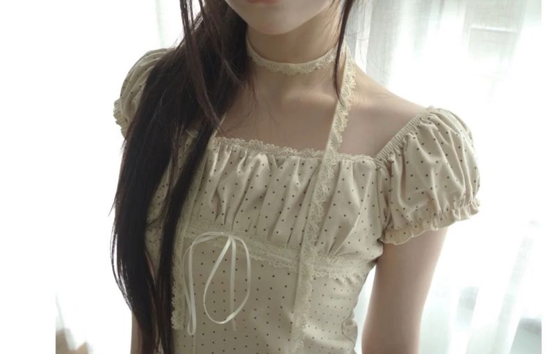 hazel scarf tee