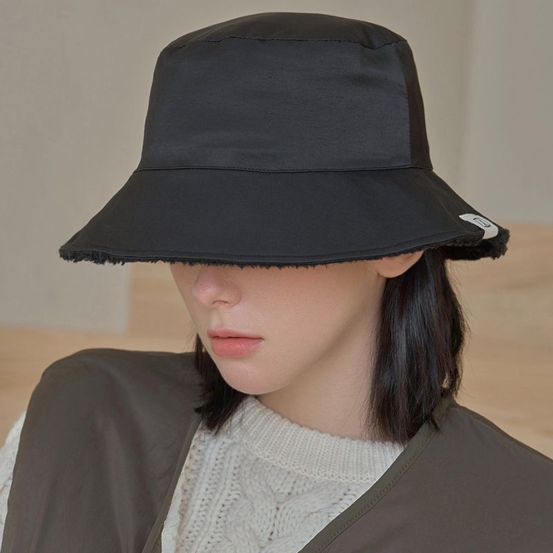 VA Square Label Reversible Bucket Hat / Black
