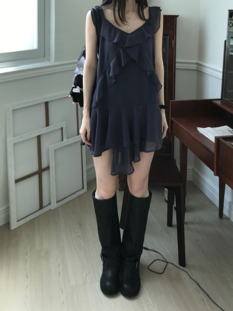 Kitten（キッテン）の「Karen Frill Mini Dress (2 colors)（Dresses）」