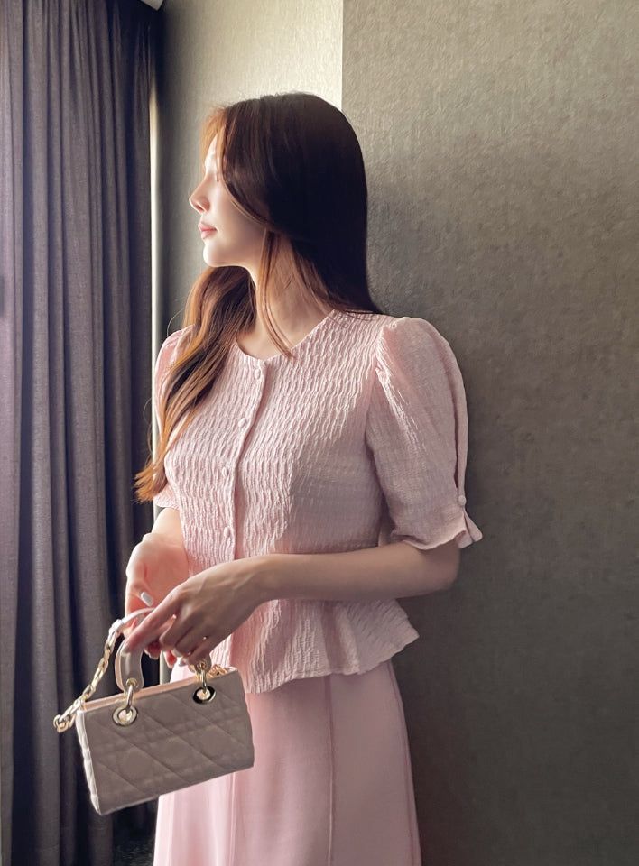 iam mari（アイアム マリ）の「Jane Round Puff Peplum Blouse（Tops）」