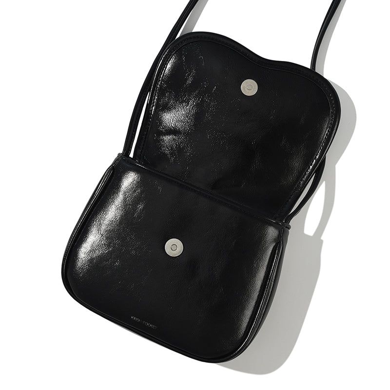 POCKET SIGNATURE MINI CROSS BAG [BLACK]