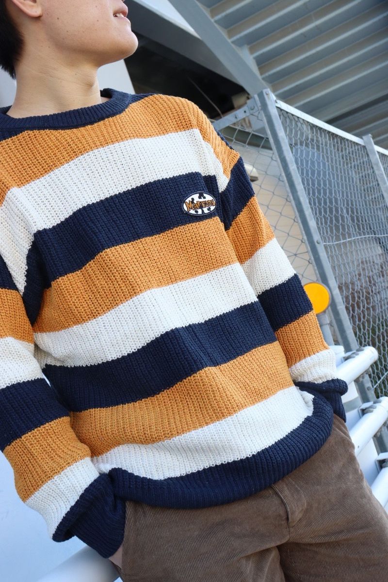 Patch border knit