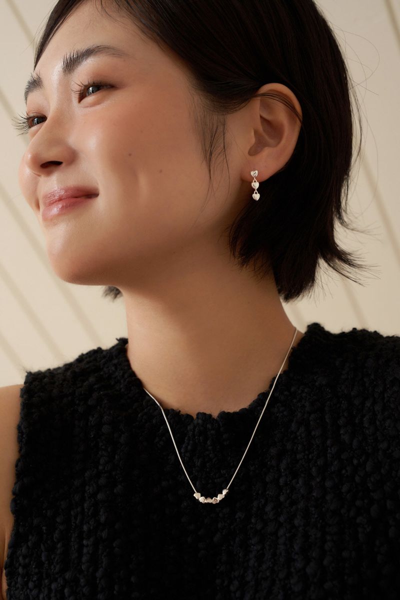 tiny heart necklace