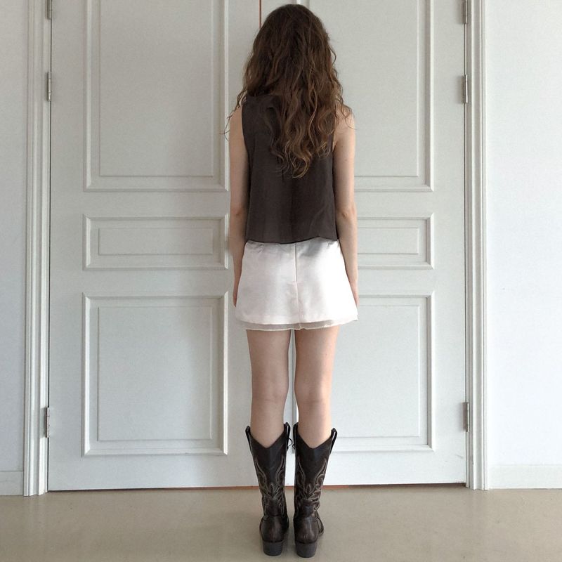 Passionate ruffle blouse (brown)