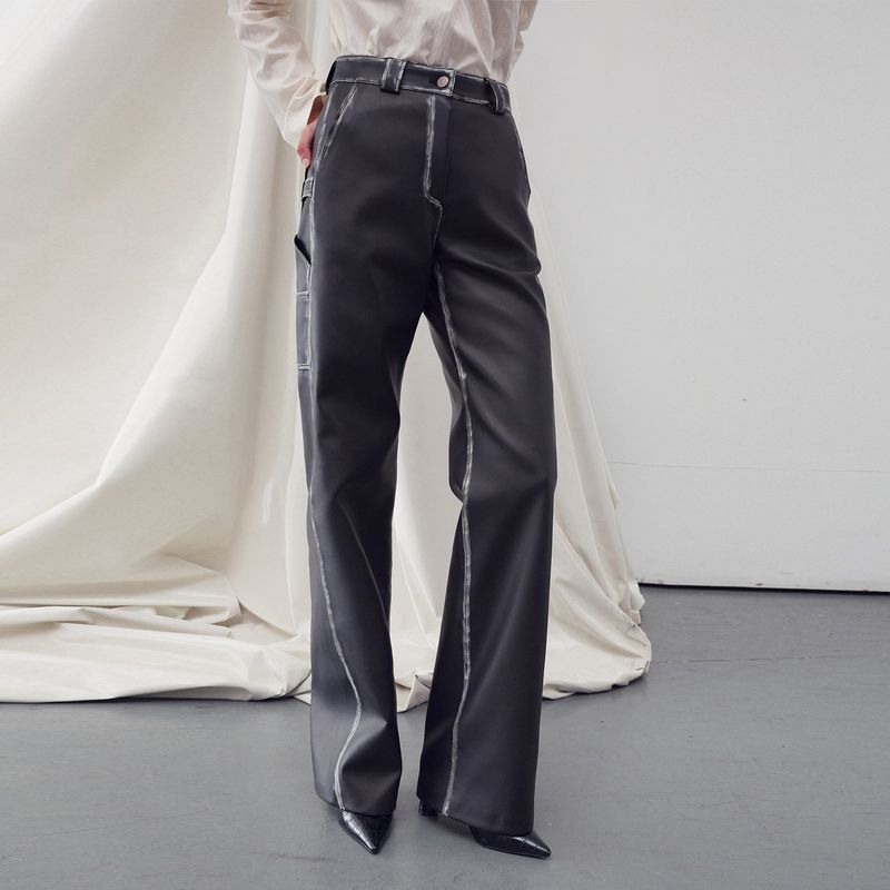 RE RHEE（リイ）の「フォーレザーウォッシュドストレートパンツ（パンツ）」
