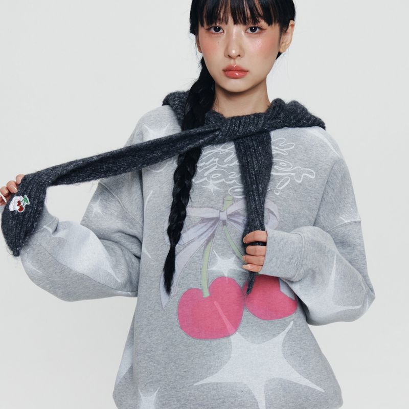 KIRSH（キルシー）の「KIRSH X PYITU チェリーグラフィックスウェット【グレー】（トップス）」