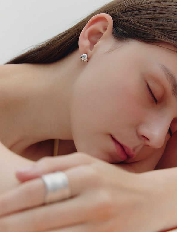 26SS★ H Edition (W) Triel One-Touch Earrings