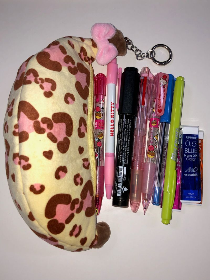 gal bbanana pouch