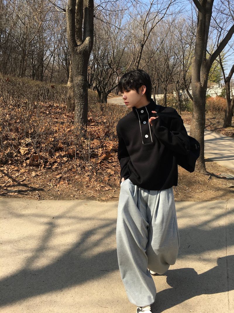 08 Basic Pintuck Wide Sweatpants 4C