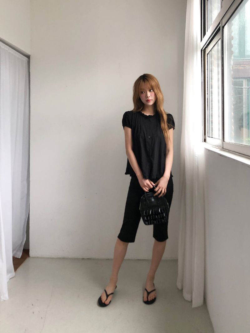 Essential capri pants