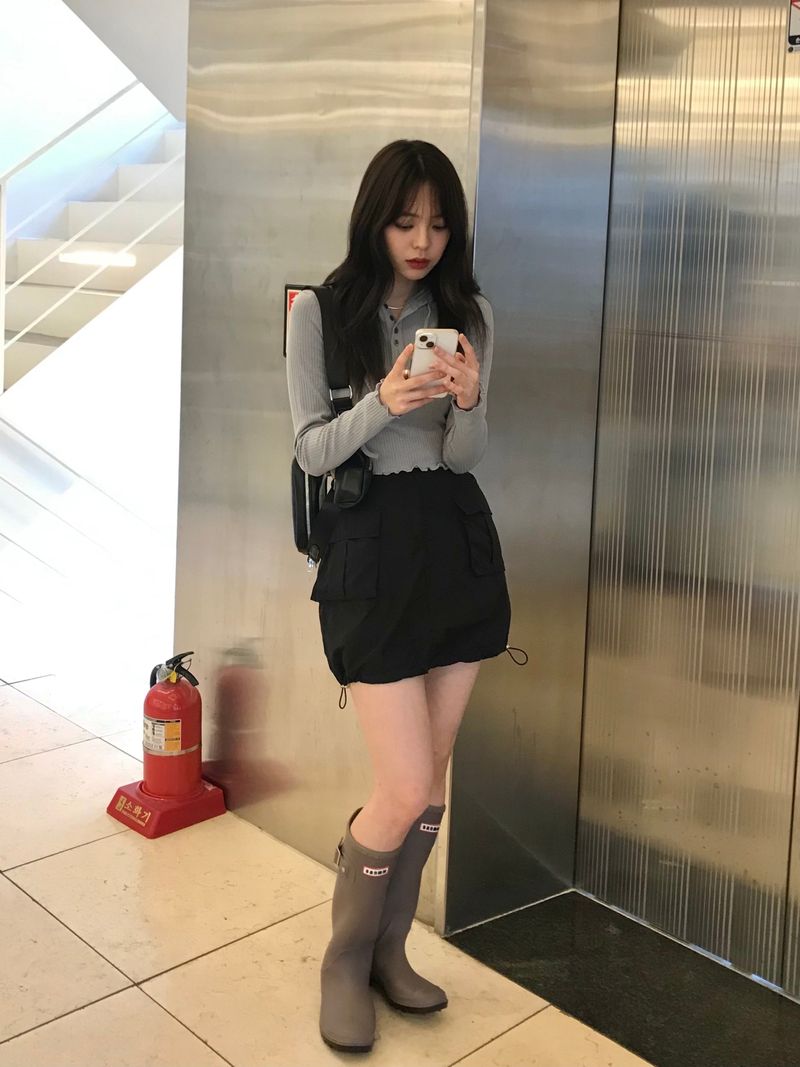 Larvate mini skirt