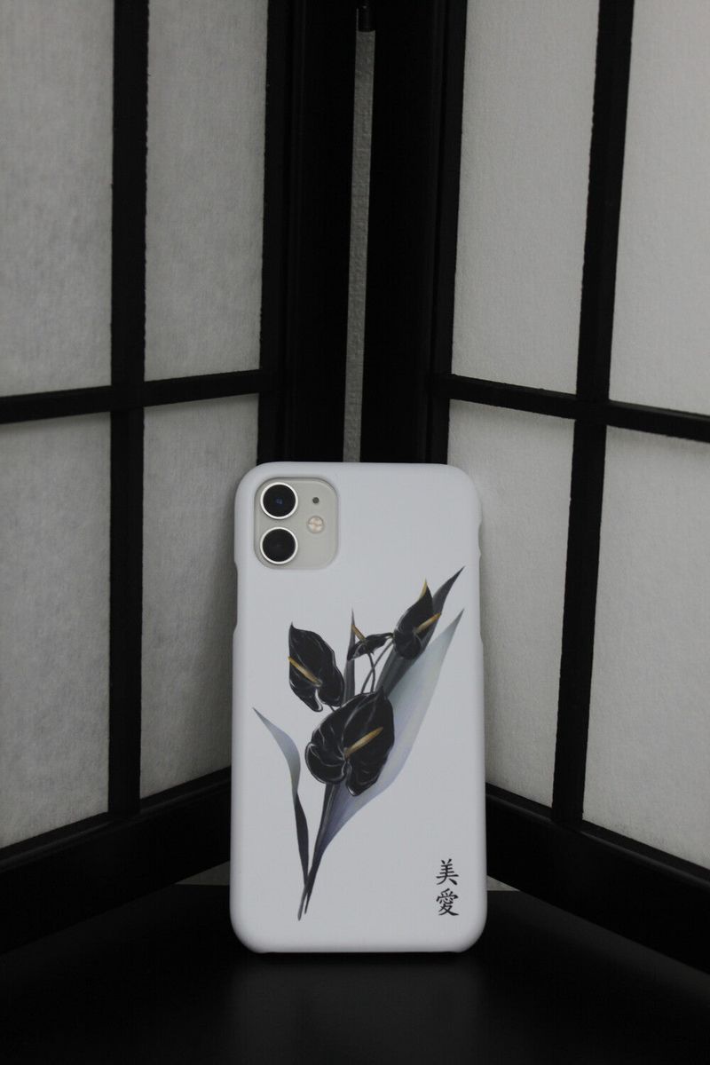 MIAE signature flower case 003