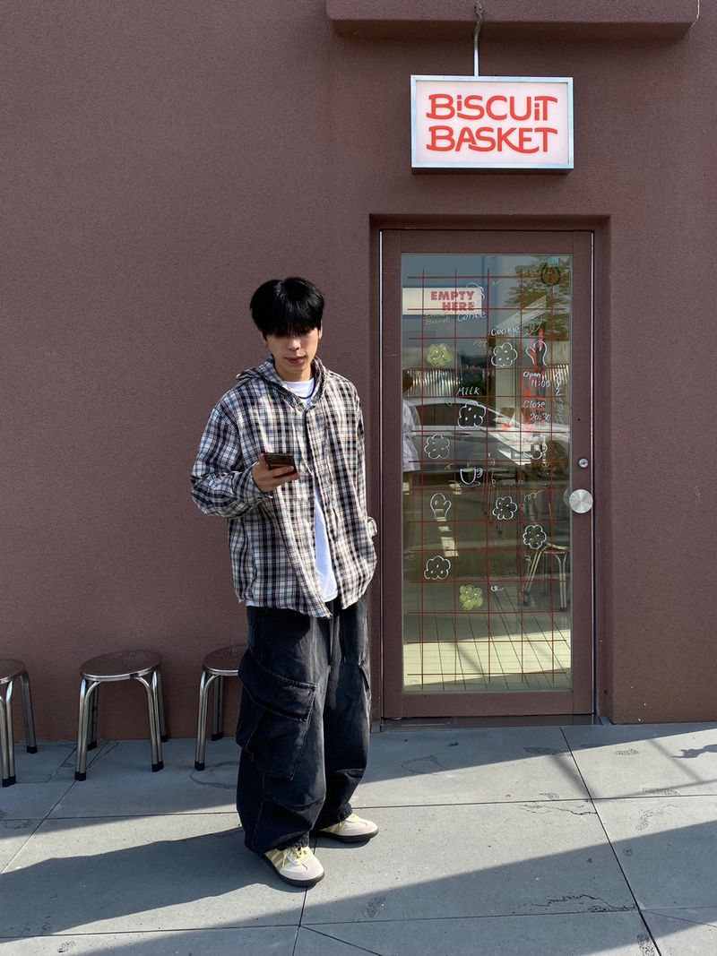diagonal Washing balloon cargo denim pants 2C