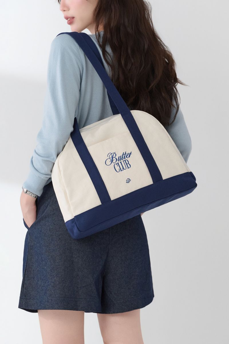 Butter Club（バタークラブ）の「Butter Club BISCOTI Canvas Tote Bag Zipper 14 Inch Laptop Multi Colours（Bags）」