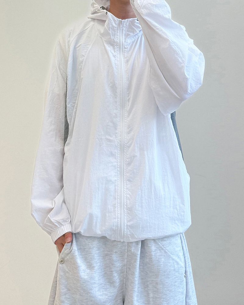 Insert Mesh Hood Windbreaker