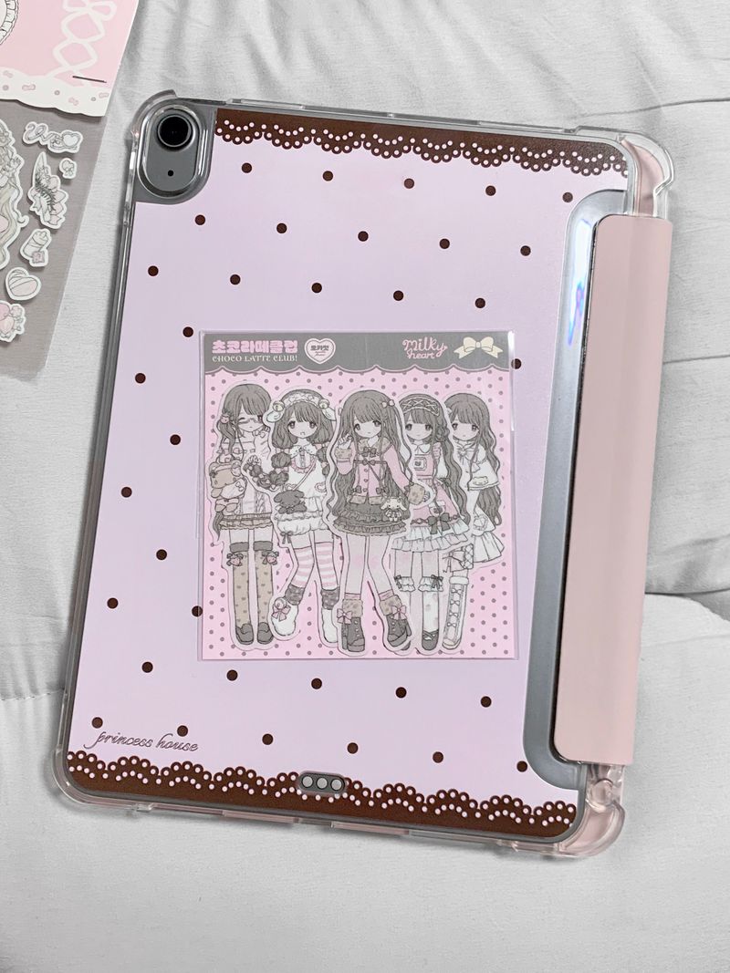 strawberry chocolate iPad case (for tablets 11” above)