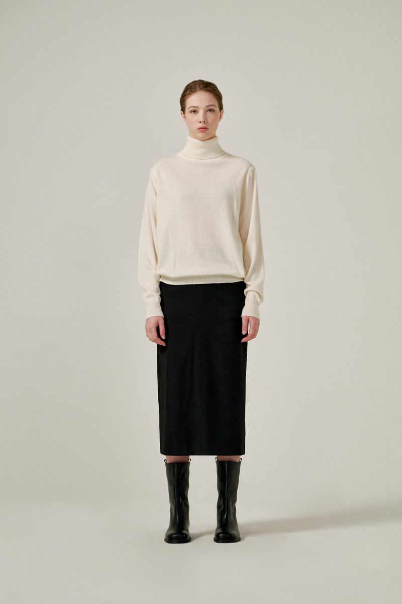 Cashmere turtle neck knit (Purple)