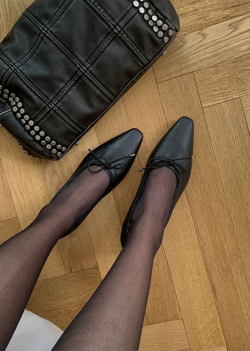eon（イオエン）の「RIBBON SHIRRING FLAT SHOES (4color)（Shoes）」