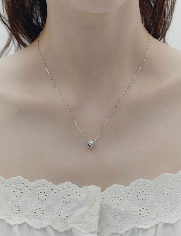 hyeres lor（イエール・ロール）の「26SS★ Truvion AB Necklace（Accessories）」