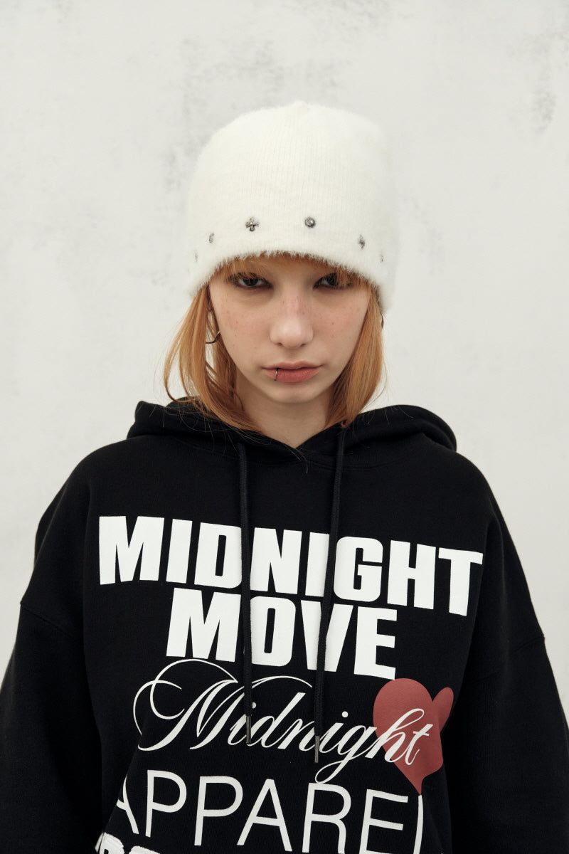 ey cr beanie (ivory)