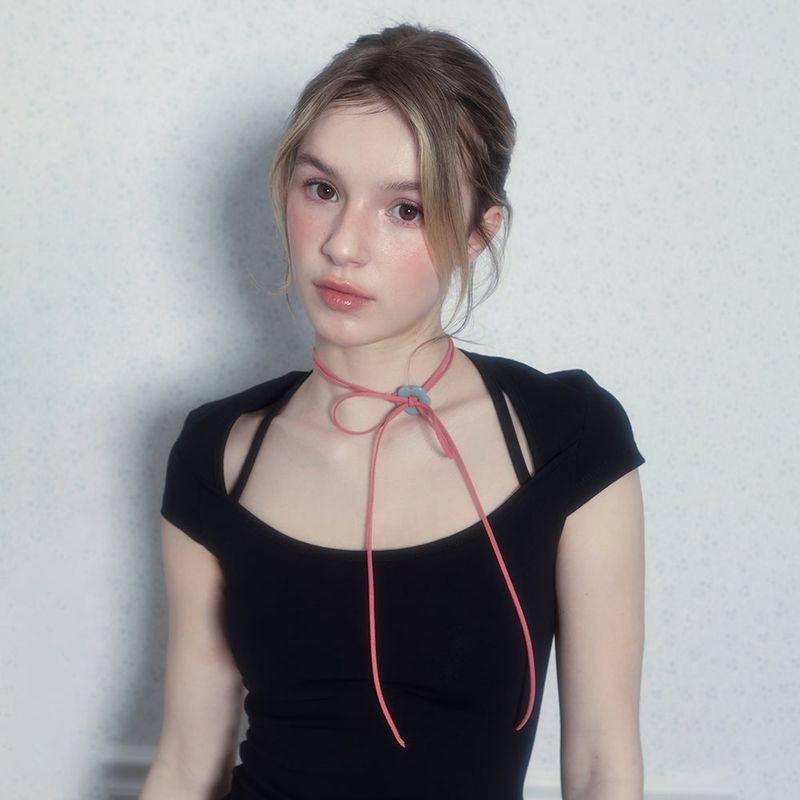 Daisy String Choker