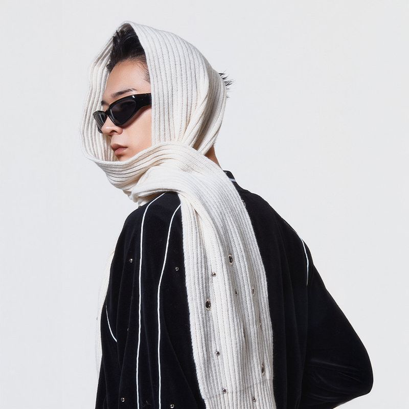 DAUSPICE(DUC)（ダウスピス）の「(DUC) Eyelet Stud Muffler White（Fashion Accessories）」