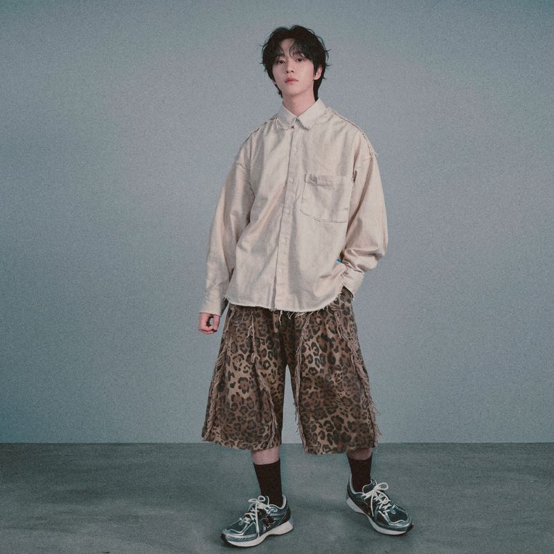 leopard grunge capri shorts_beige