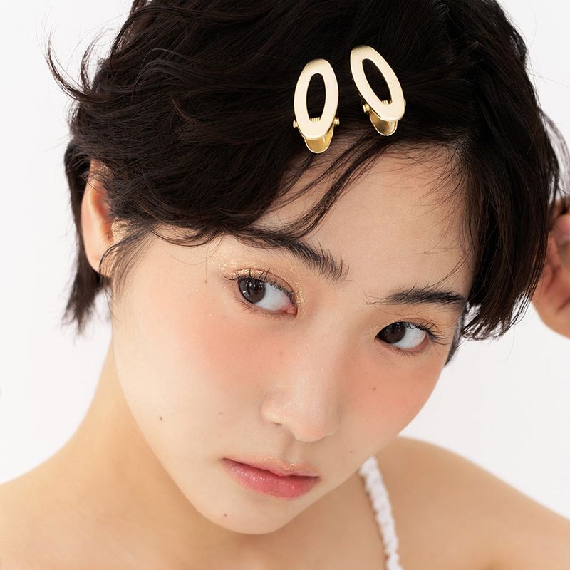 geegee（ジジ）の「[2SET] メタルオーバルヘアピン - ゴールド（ヘアアクセサリー）」
