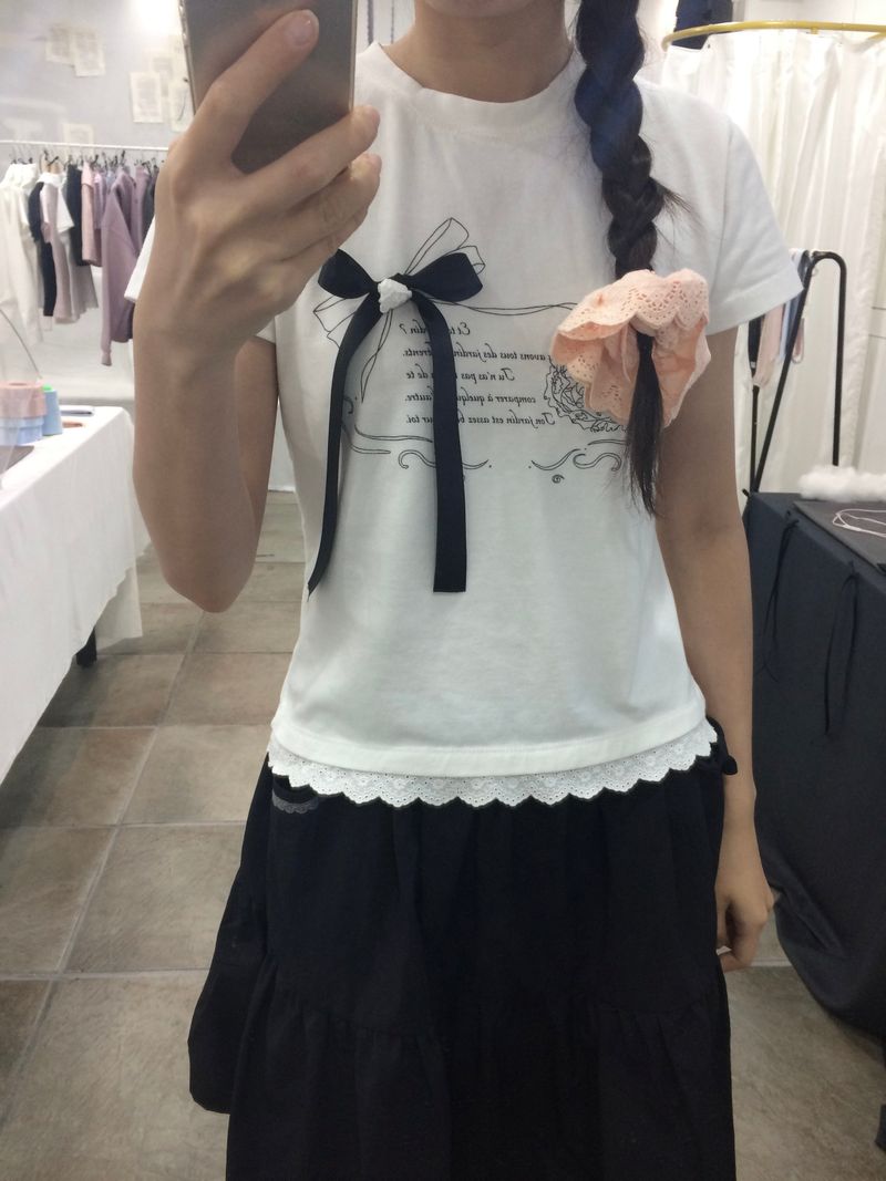 adorntie(アドオンタイ)の「Ribbon Fence T-shirt(Tops)」