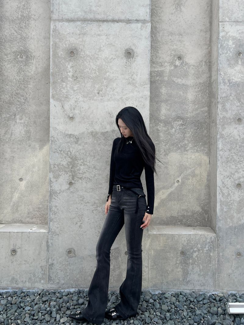 Eyelet buckle bottom hem strap long sleeve tee (3 colors)